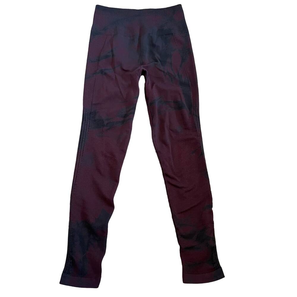 Lululemon 7/8 Bordeaux Tie Die leggings
